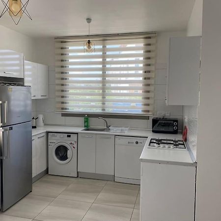 Girne/Zeytinlik 2+1 Muhtesem Terasli Daire Exteriör bild