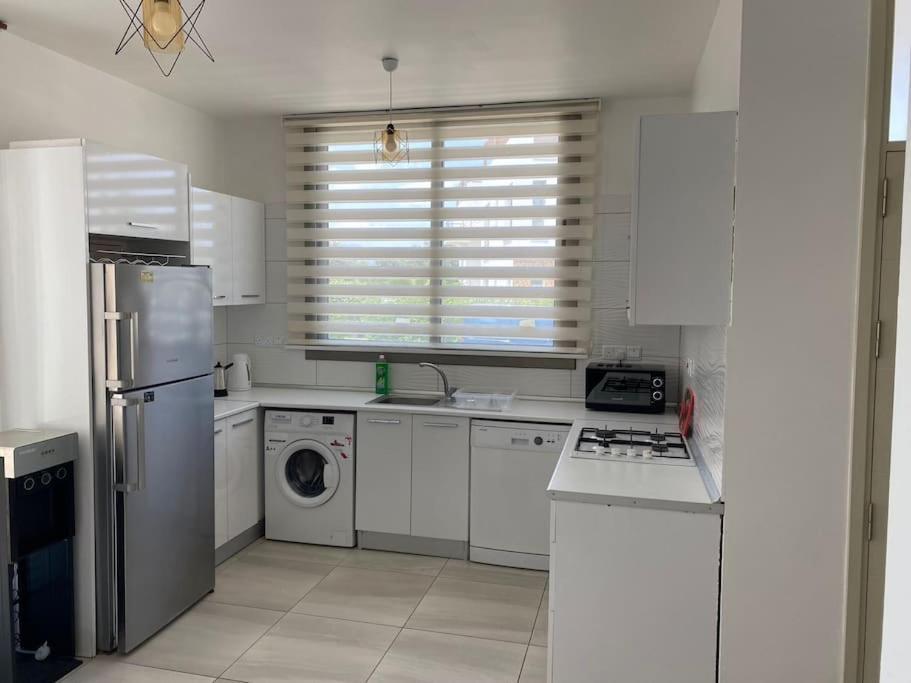 Girne/Zeytinlik 2+1 Muhtesem Terasli Daire Exteriör bild
